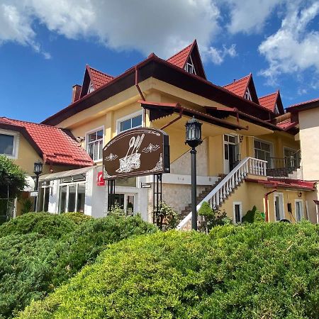 Pensiunea Viena Targu Mures Ngoại thất bức ảnh