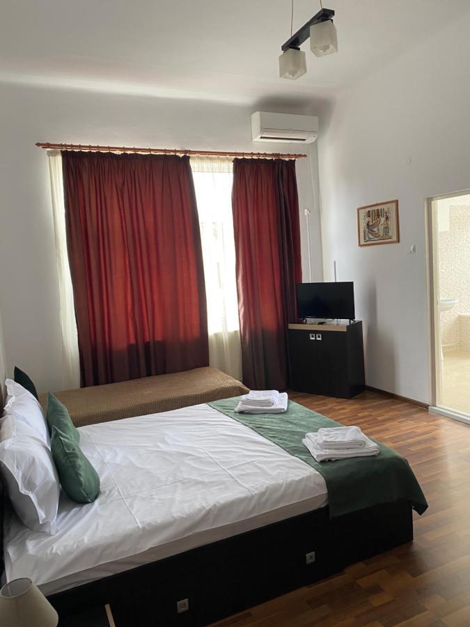 Pensiunea Viena Targu Mures Ngoại thất bức ảnh