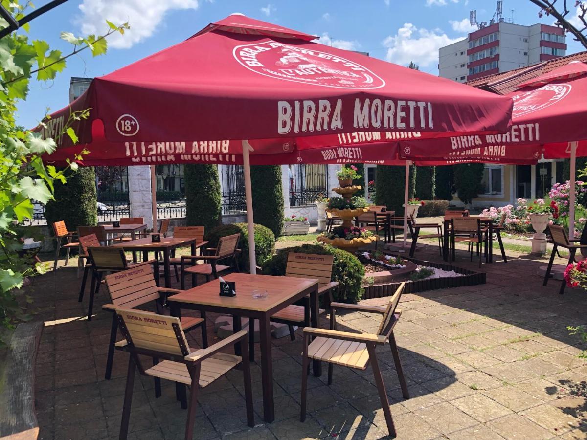 Pensiunea Viena Targu Mures Ngoại thất bức ảnh